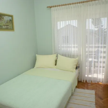 Studio 4172a